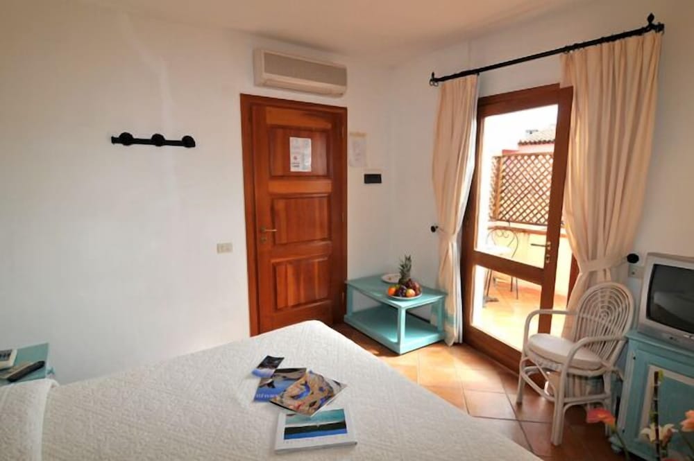 

Bologna - Golfo Aranci - Hotel Piccolo Golf