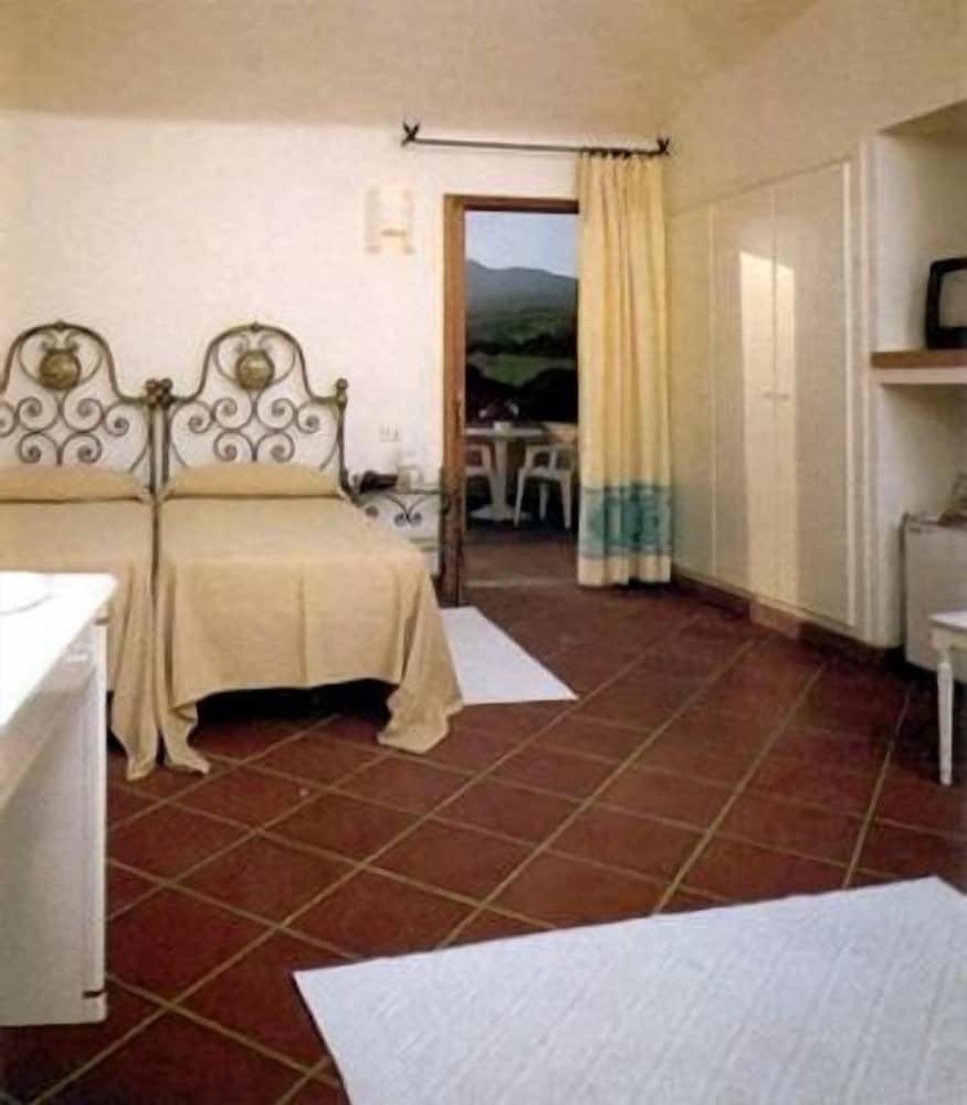 

Bologna - Golfo Aranci - Hotel Piccolo Golf