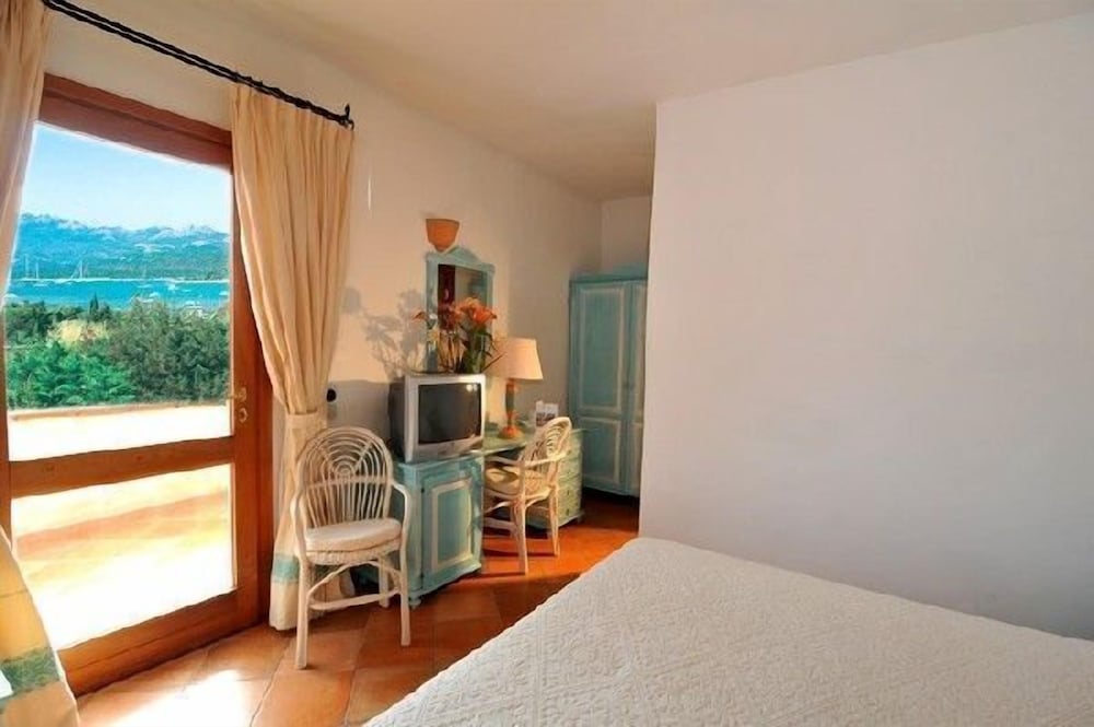 

Bologna - Golfo Aranci - Hotel Piccolo Golf