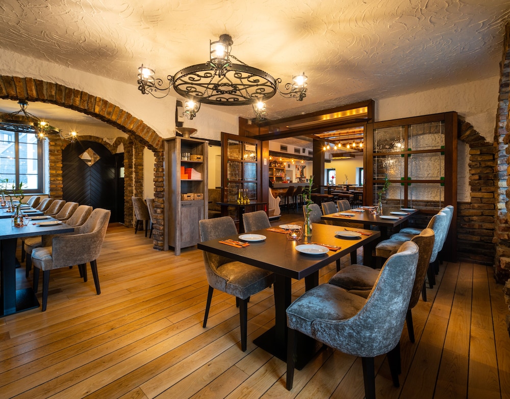 

Milano - Leverkusen - Landhotel Fettehenne