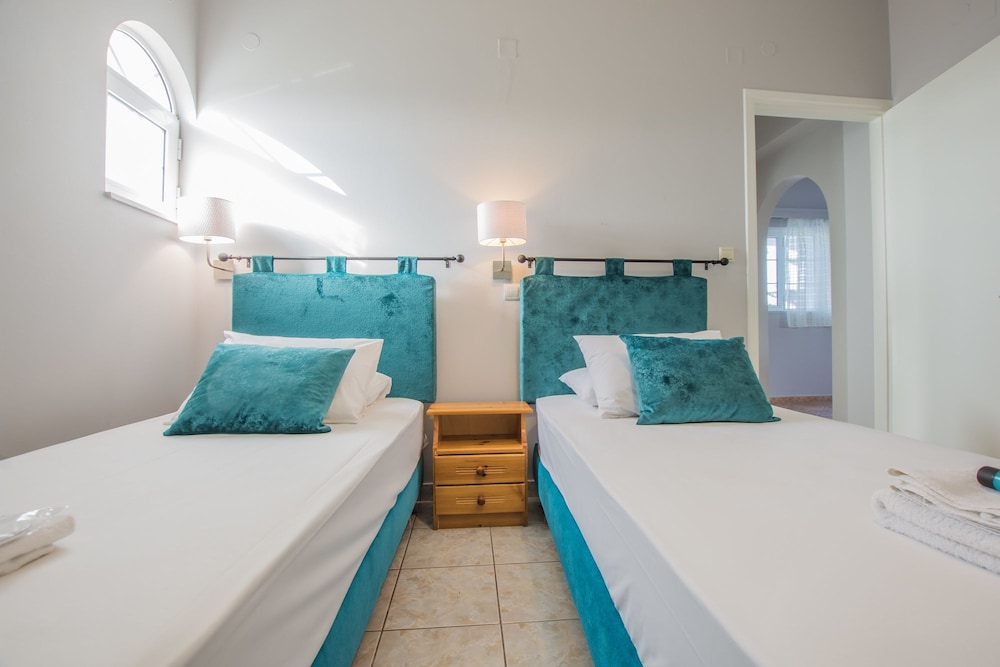

Bari - Tragákion - Porto Giardino Apartments