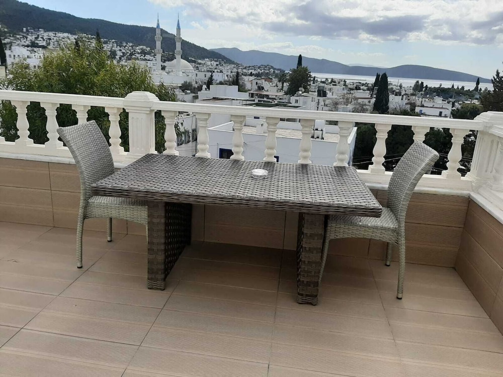 

Milano - Bitez - Laden Hotel Bodrum