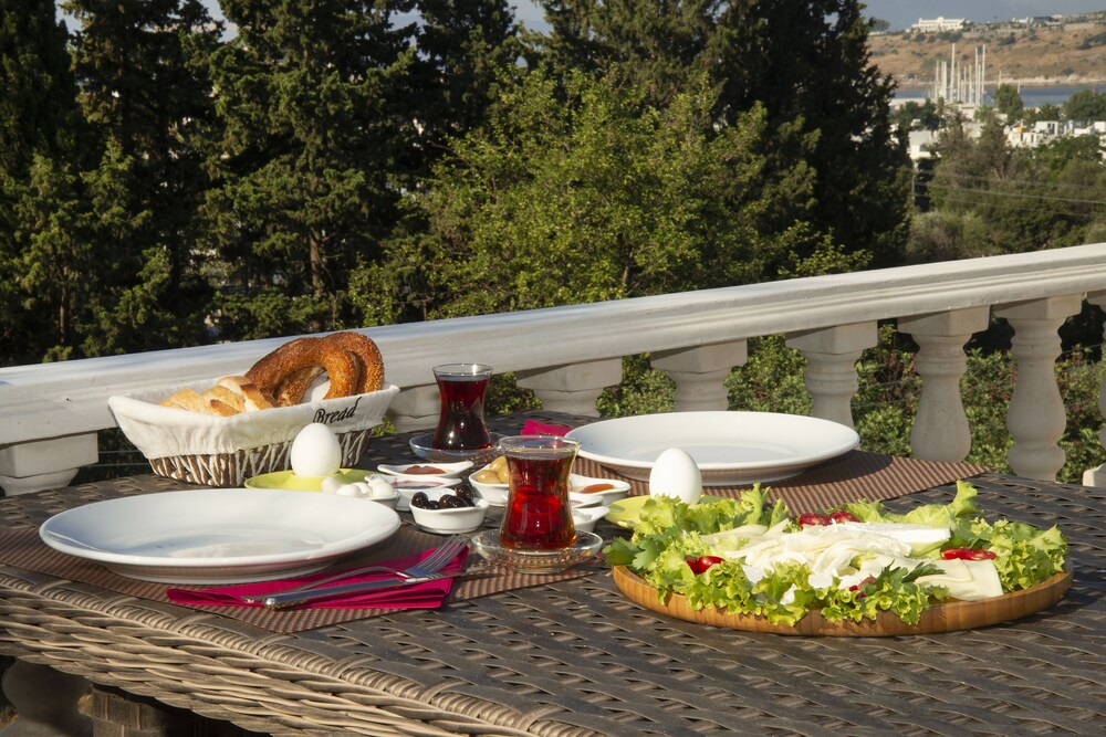 

Milano - Bitez - Laden Hotel Bodrum