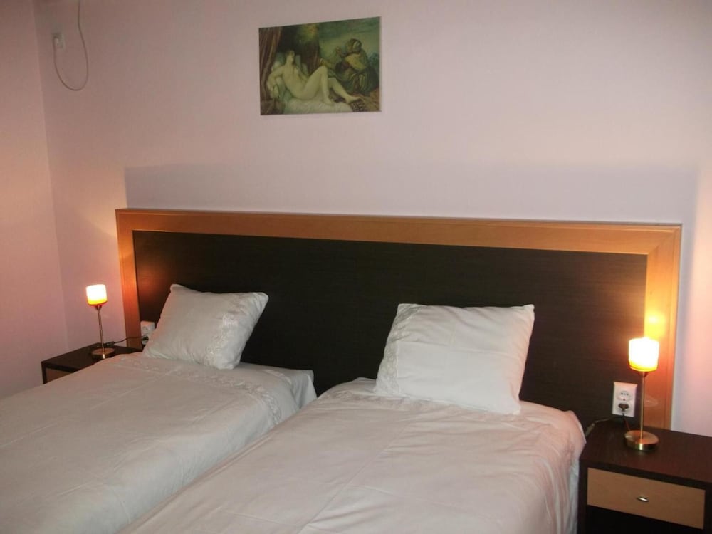 

Firenze - Skopje - Vila Silia