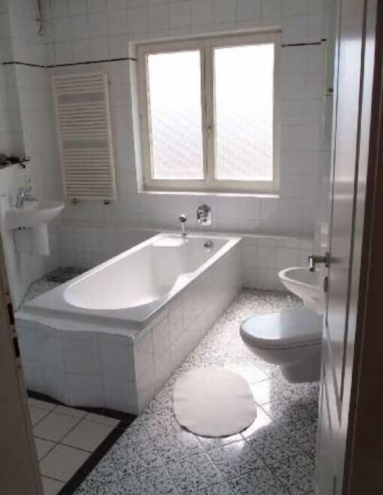 

Napoli - Baden-Baden - Hotel am Friedrichsbad