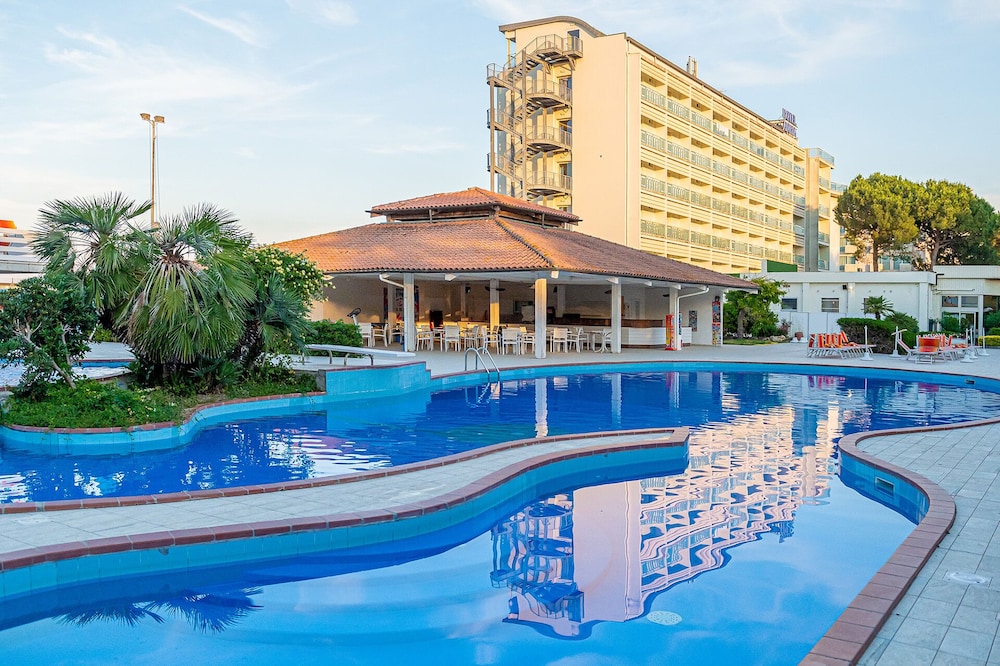 

Milano - Milano Marittima - Hotel Adria