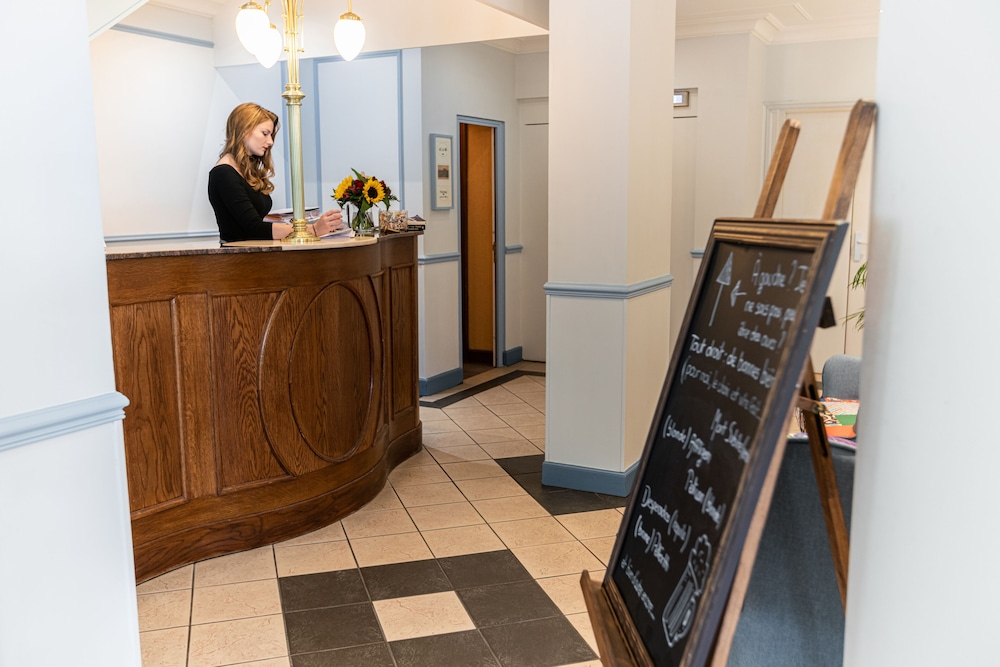 

Milano - Beauvais - Chenal Hotel