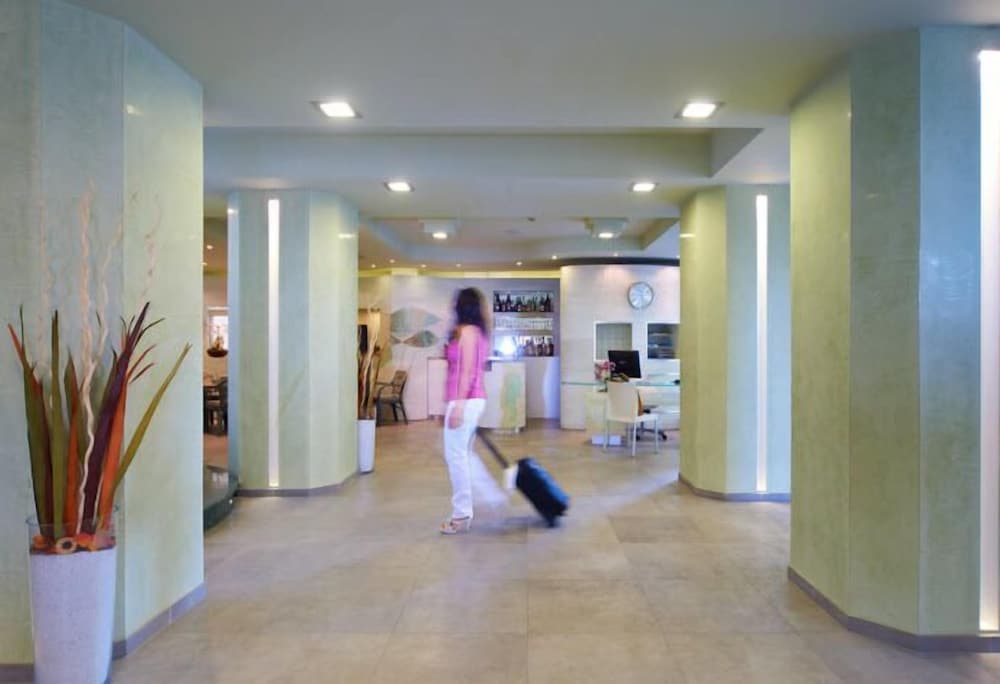 

Milano - Viareggio - Hotel Sirio