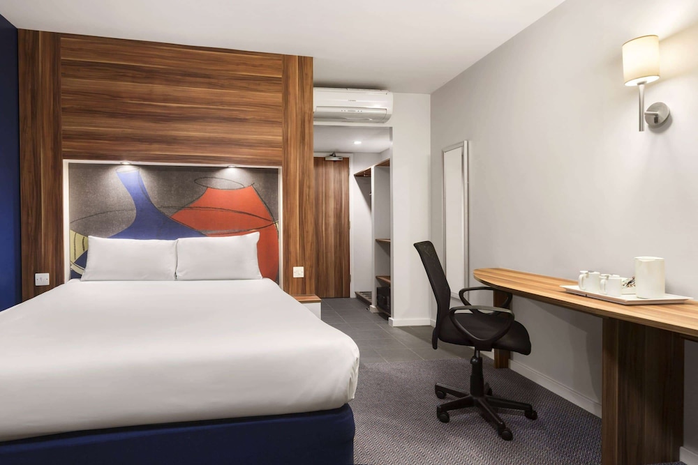 

Roma - Bishop's Stortford - Ramada By Wyndham London Stansted Airport