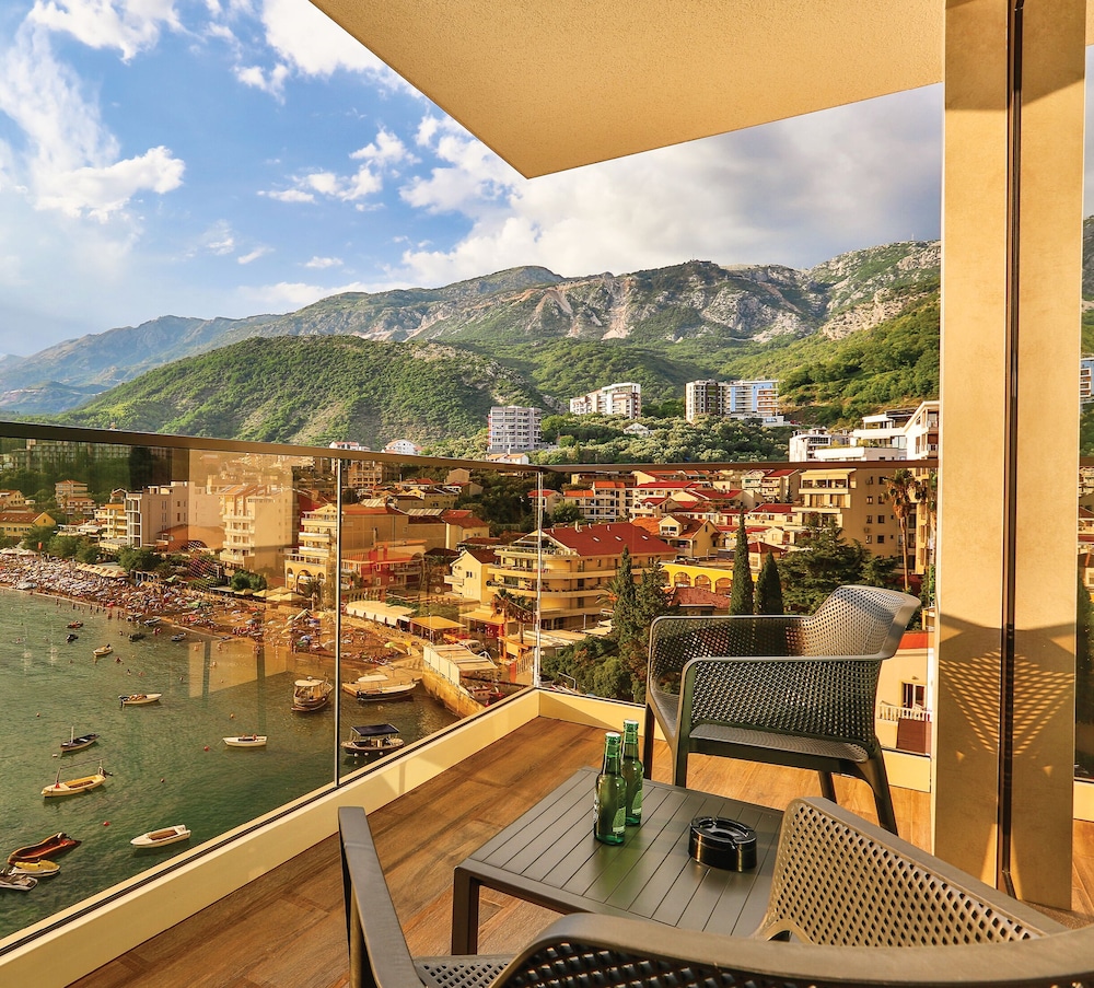 

Milano - Costa Montenegro - Boutique Hotel Zeta