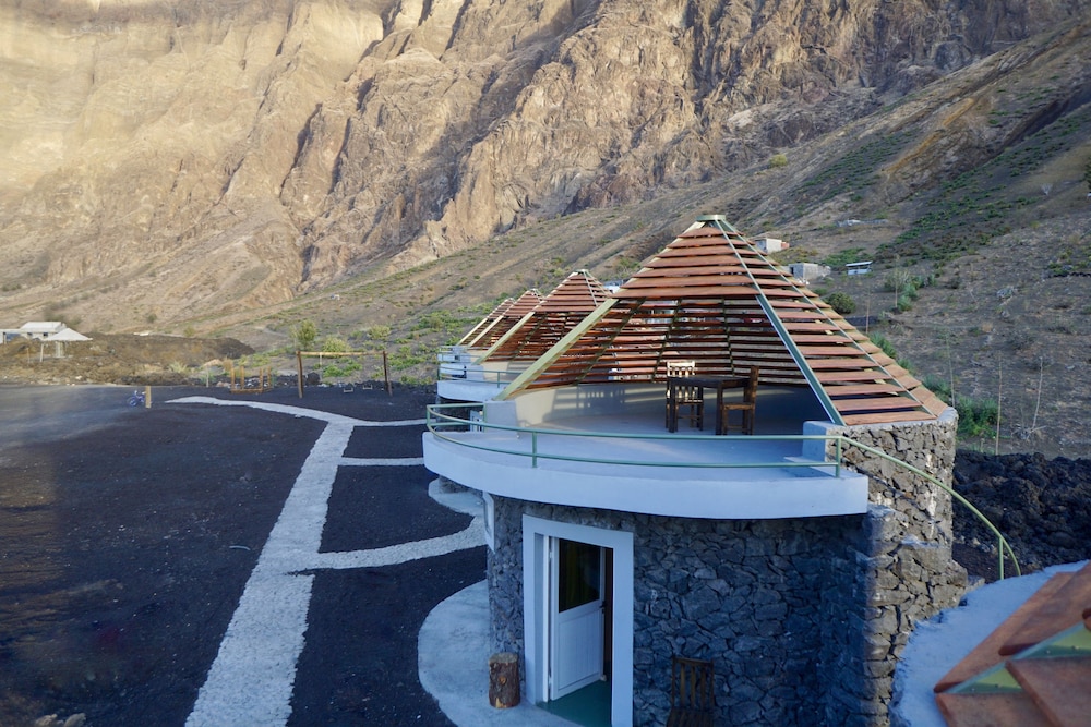 

Milano - Baluarte, Isola di Fogo - Casa Marisa