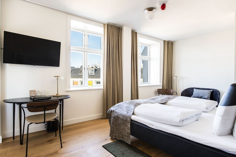 

Milano - Herlev - Hotel Sct Thomas