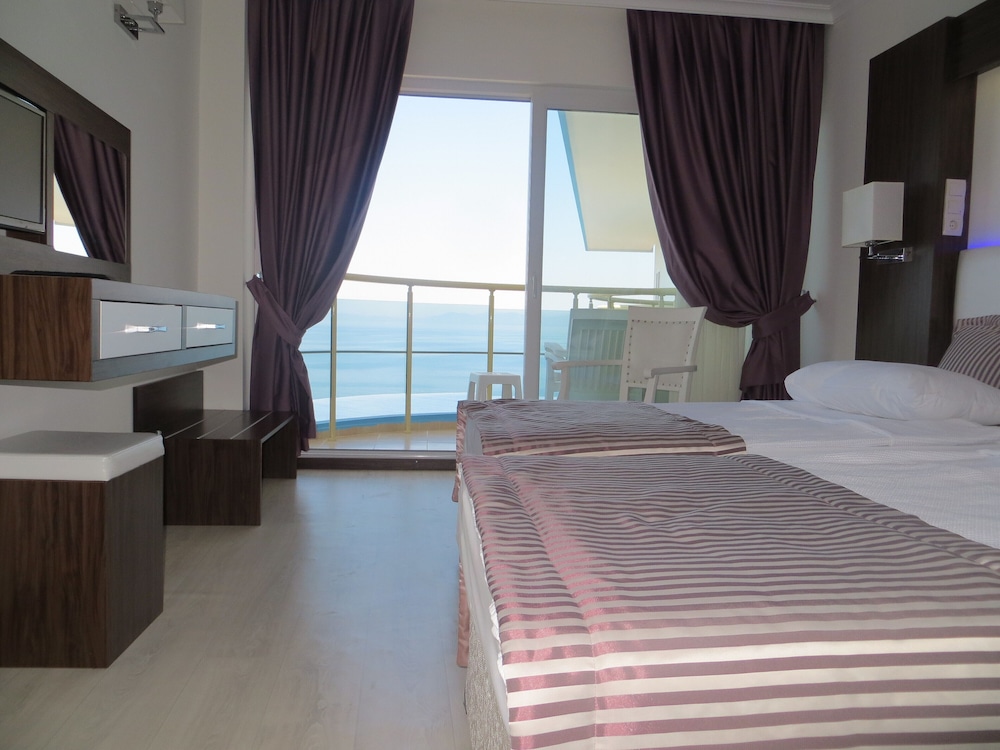 

Roma - Izmir, Turchia - Arora Hotel