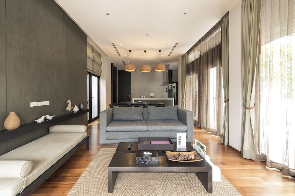 

Roma - Ban Bang Po - Koh Samui - The Sea Koh Samui Resort and Residences by Tolani - SHA Extra Plus
