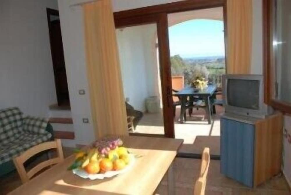 

Napoli - Budoni - Albergo Residenziale Li Troni
