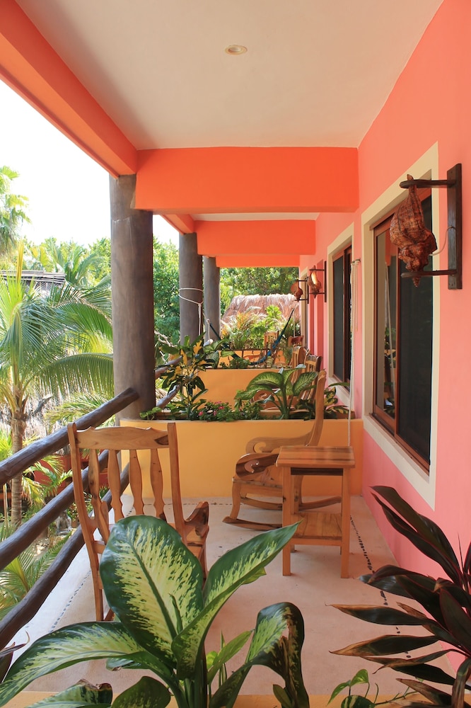 

Roma - Isla Mujeres - Hotel Villa Kiin
