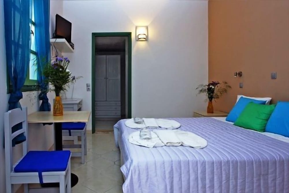 

Napoli - Rodi, Isole Greche - Xenones Lindos