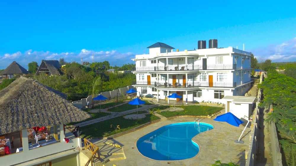 

Palermo - Kiwengwa - Sea Crest Hotel