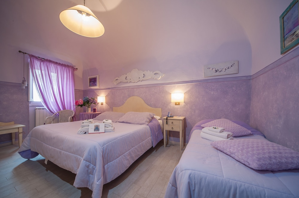 

Milano - Volterra - Albergo Etruria