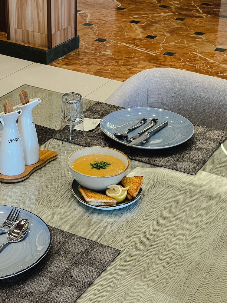 

Roma - Muscat - Al Maha Int Hotel Oman