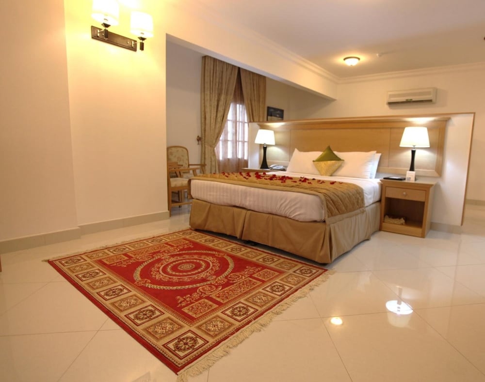 

Bari - Sarūq - Al Maha Int Hotel Oman