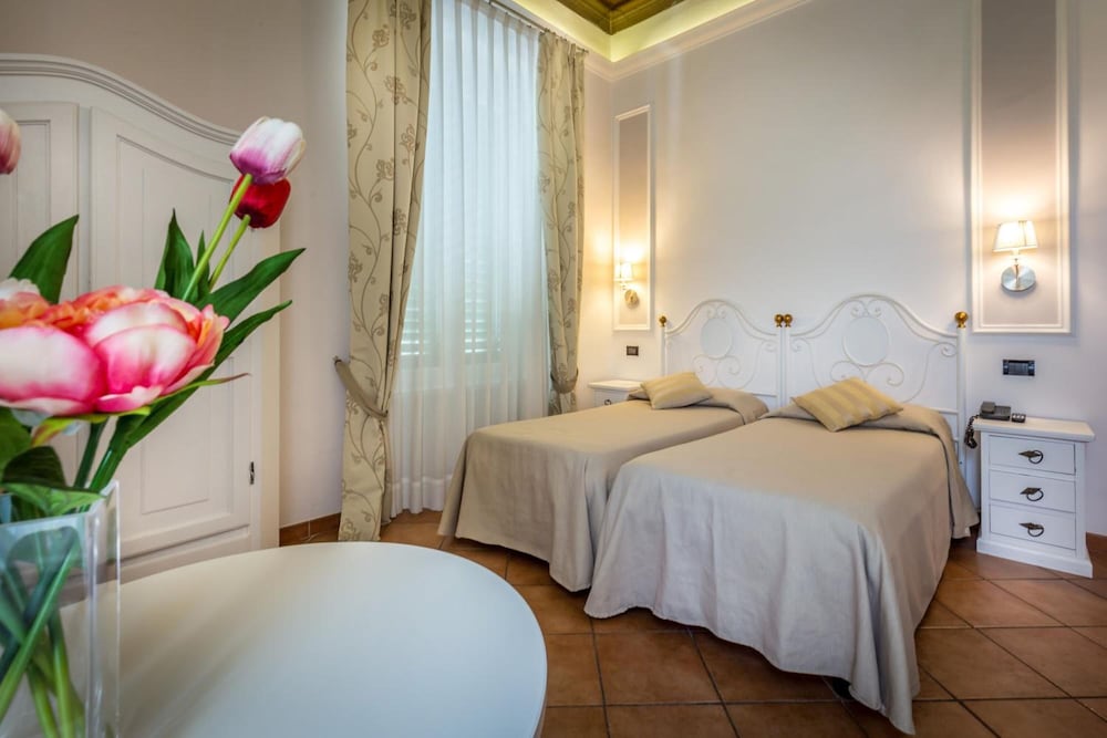 

Napoli - Firenze - Hotel Ferrucci