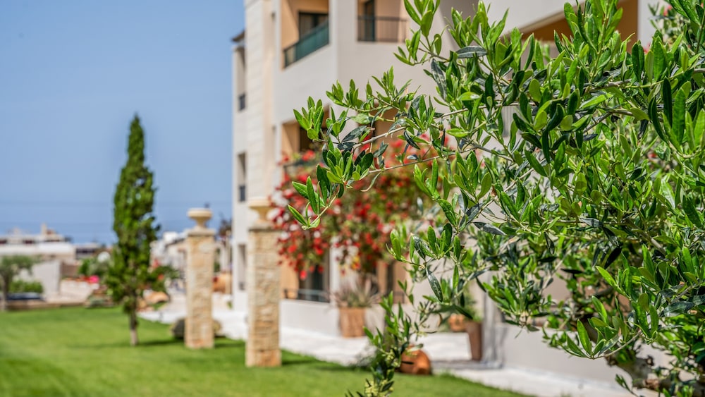 

Bologna - Sissi - Golden Bay Hotel Apartments