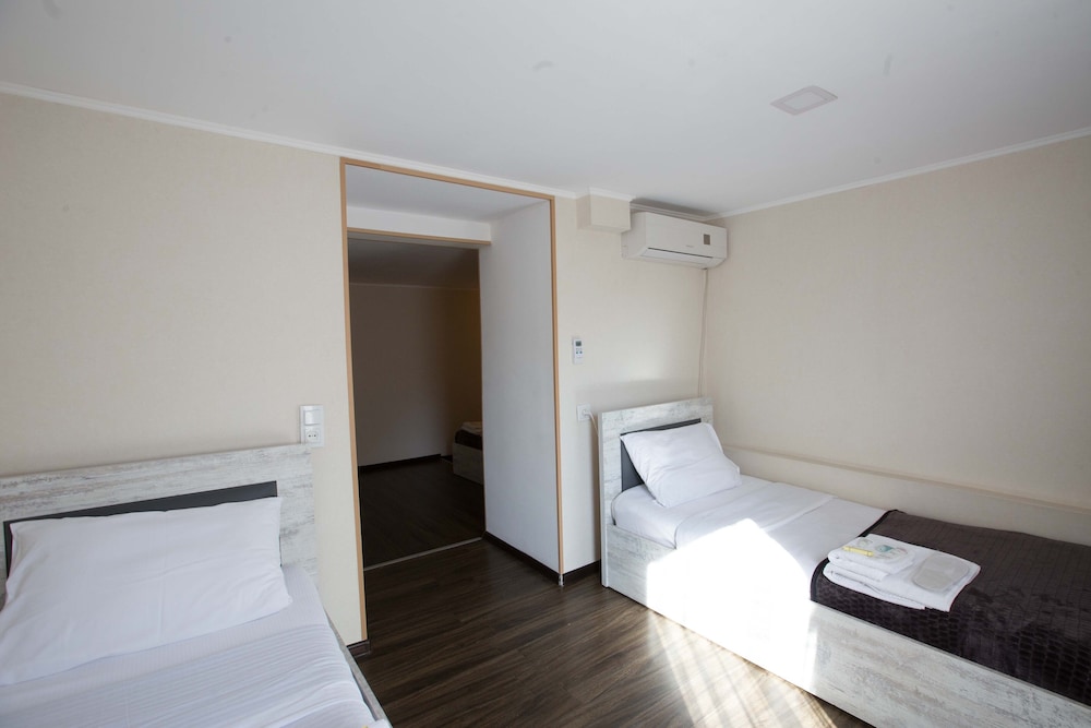 

Milano - Tbilisi - Harmony Hotel