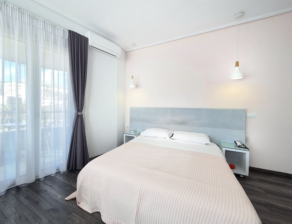 

Roma - Sarandë - Hotel JoAn