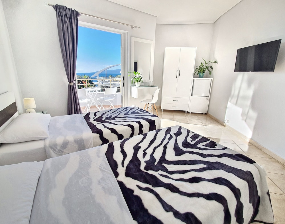 

Verona - Riviera Albanese - Hotel JoAn