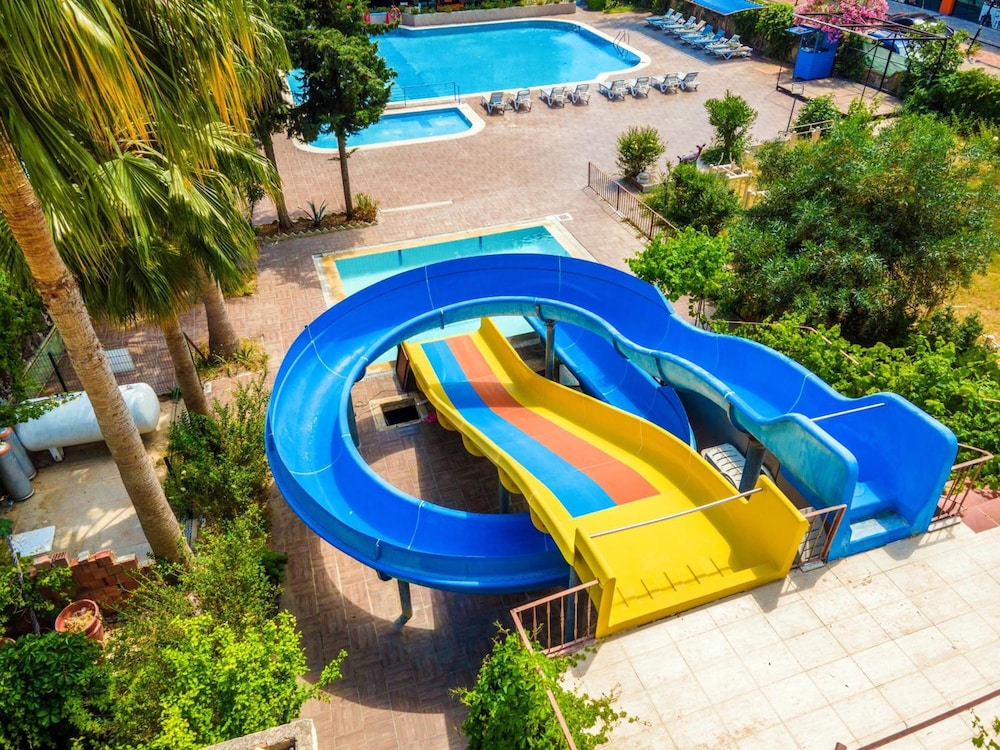 

Catania - Konaklı - Grand Bahama Beach Hotel