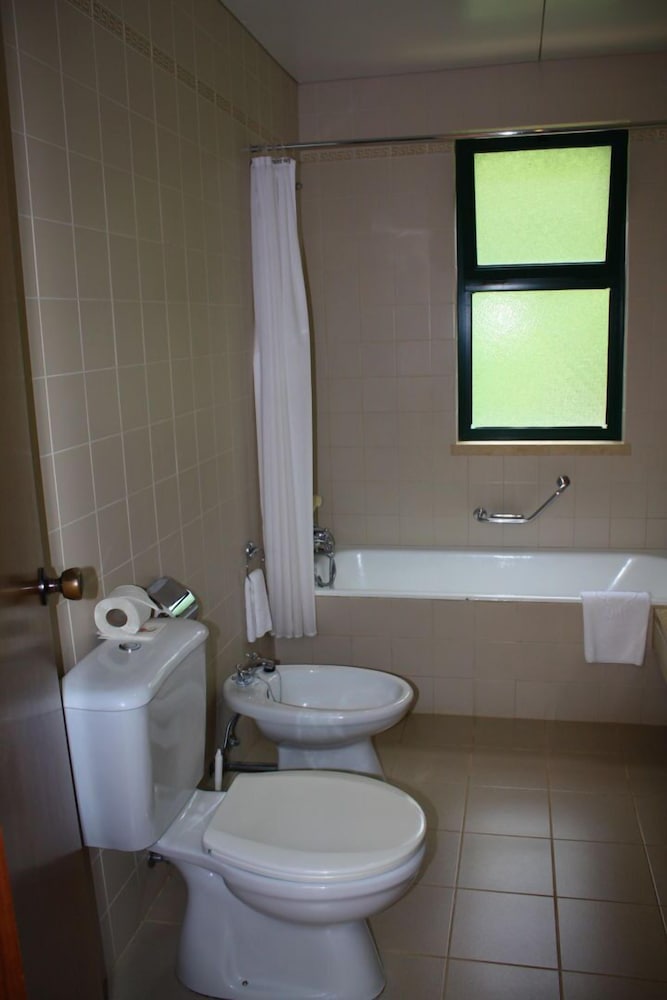 

Roma - Estreito da Calheta - Hotel Jardim Atlantico