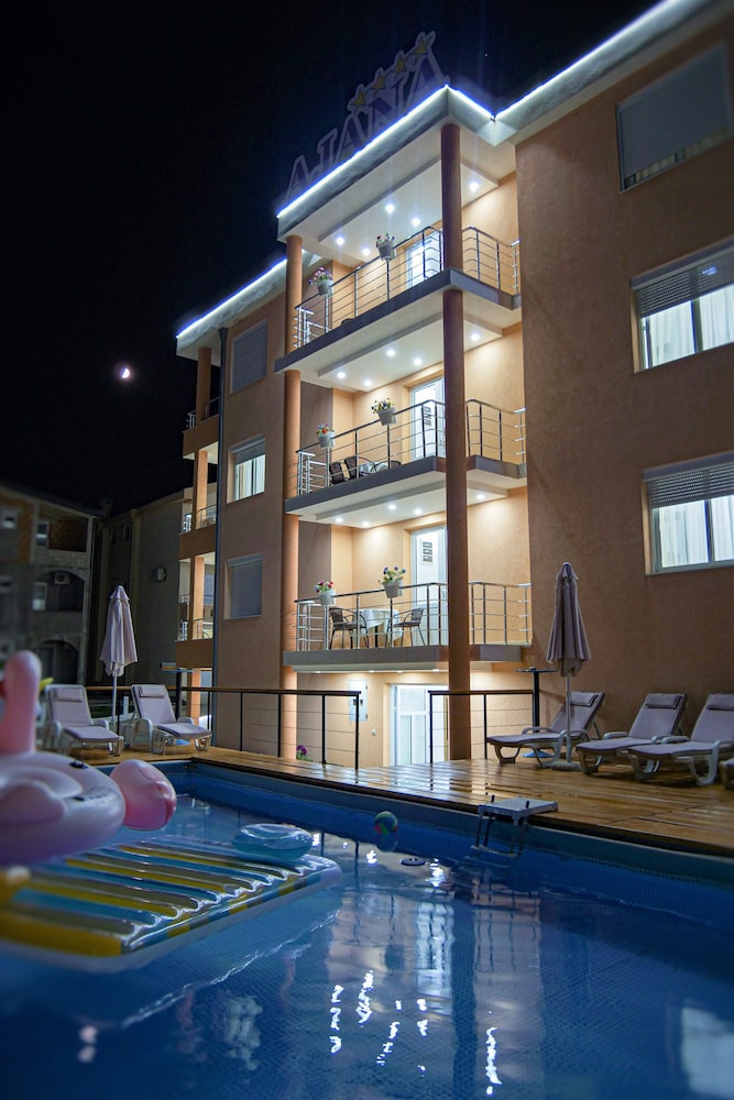 

Napoli - Costa Montenegro - Hotel Ajana