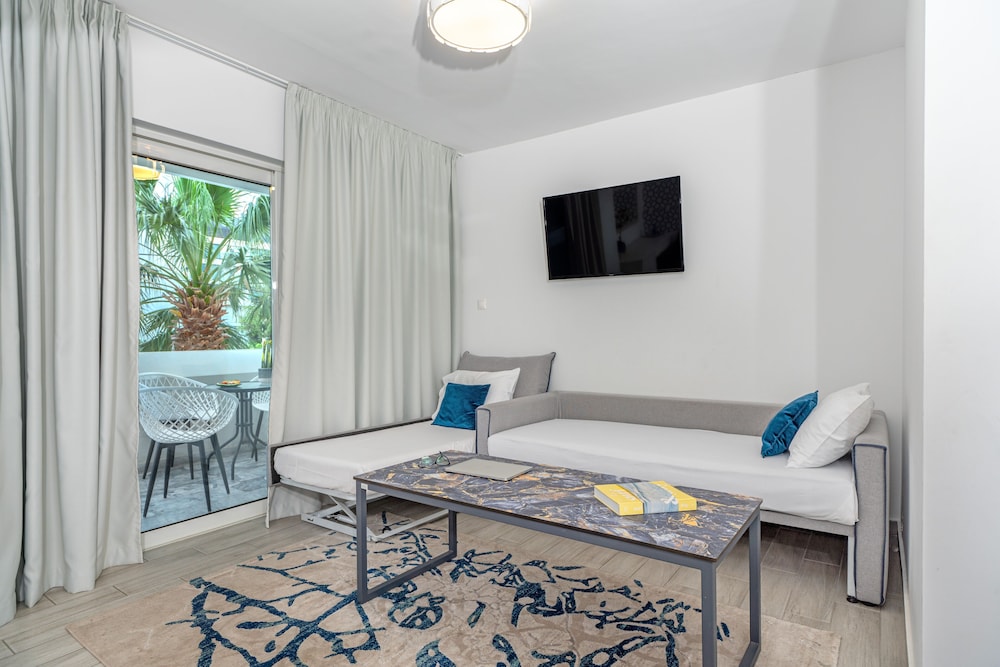 

Milano - Glyfada (Attica) - Maison 66, Riviera Hotels