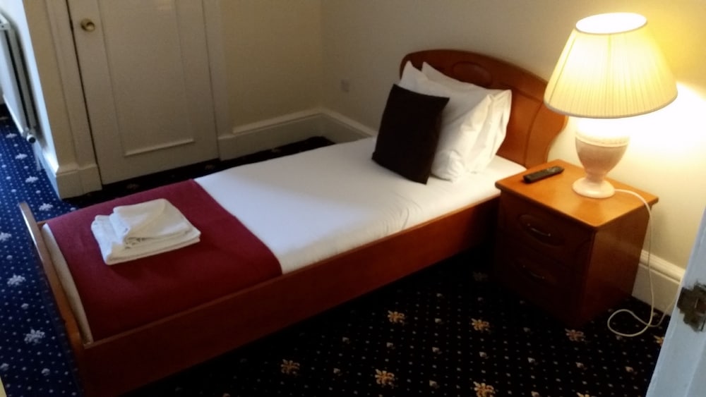 

Bologna - Ayr - Adamton Country House Hotel