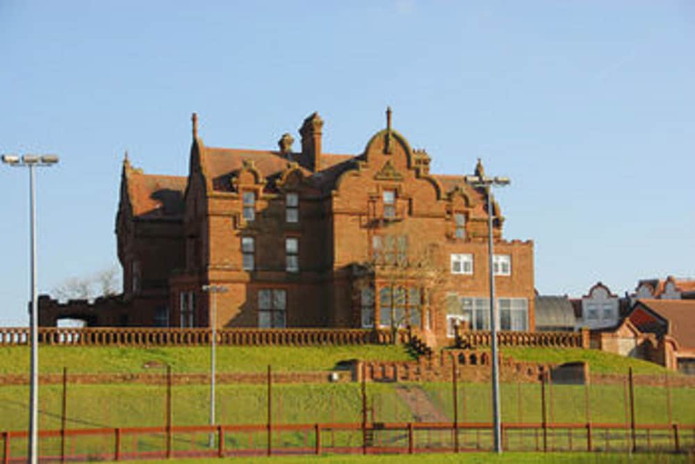 

Palermo - Ayr - Adamton Country House Hotel