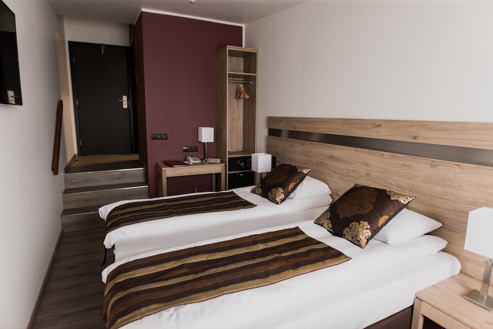 

Napoli - Reykjavik, Aeroporto di Keflavík - Hotel Duus by Keflavik Airport