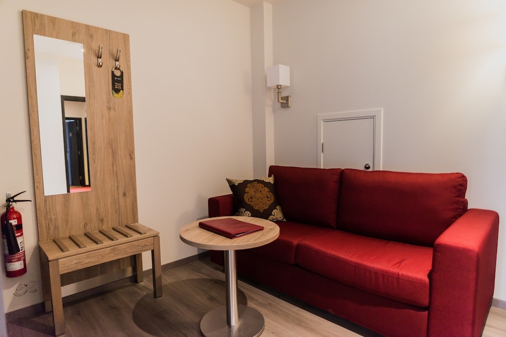 

Milano - Gardur - Hotel Duus by Keflavik Airport
