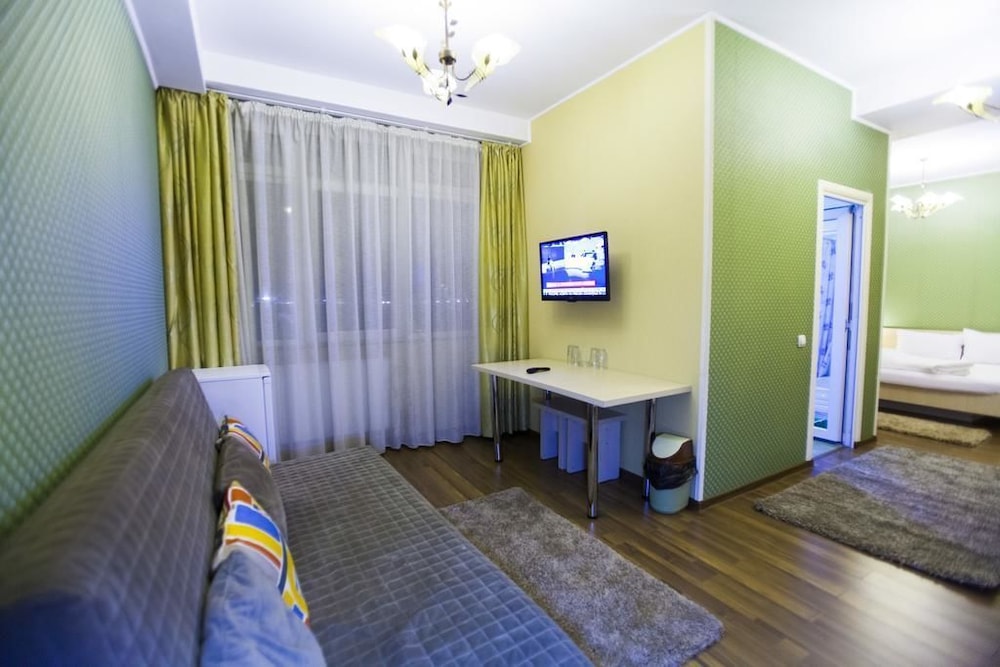 

Catania - Otopeni - Hotel La Gil