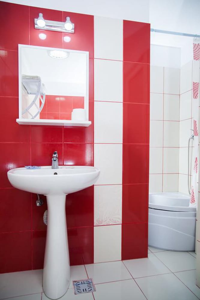 

Catania - Otopeni - Hotel La Gil