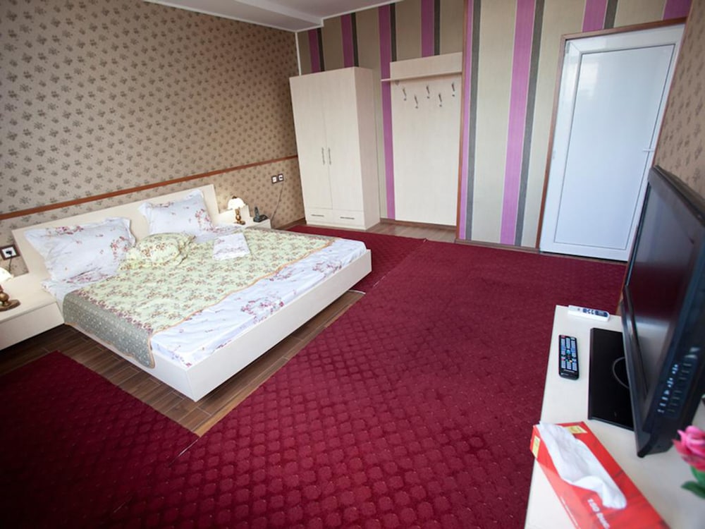 

Roma - Otopeni - Hotel La Gil