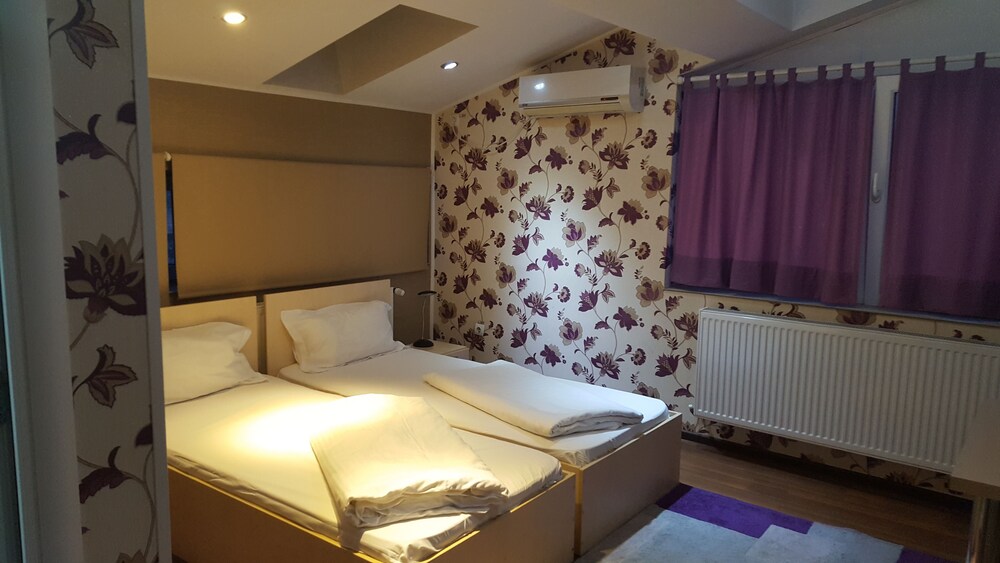 

Verona - Bucarest - Hotel La Gil