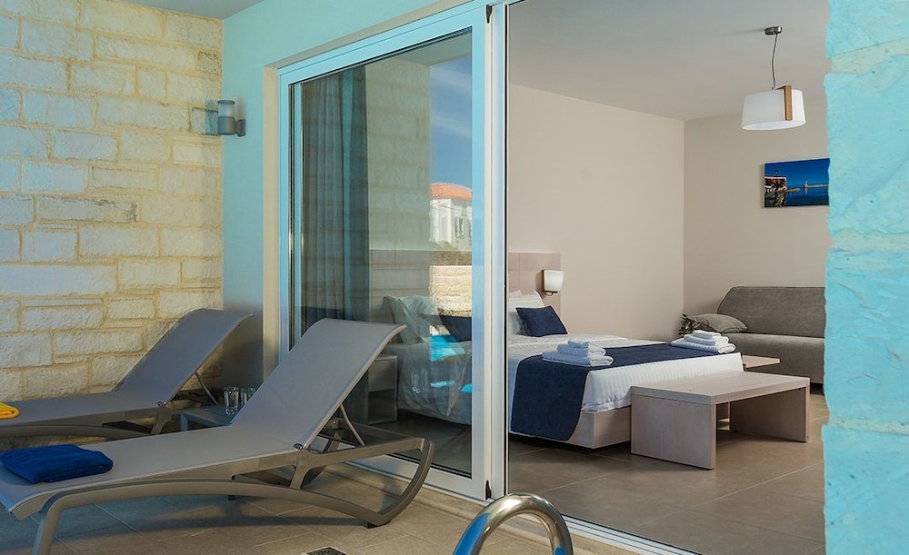 

Milano - Almyrida Chania - Sun and Sea Plus Resort