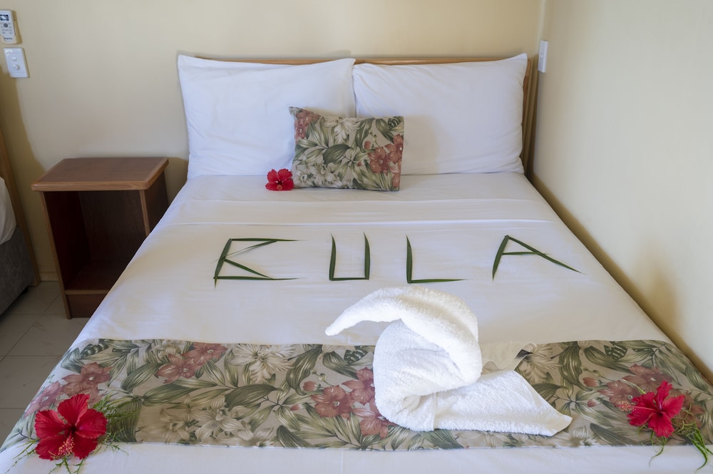 

Bari - Savusavu - Daku Resort