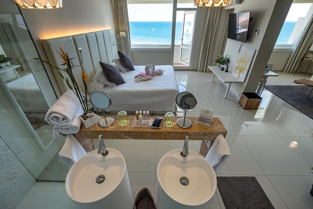 

Venezia - Matalascañas - On Hotels Oceanfront Adults Designed