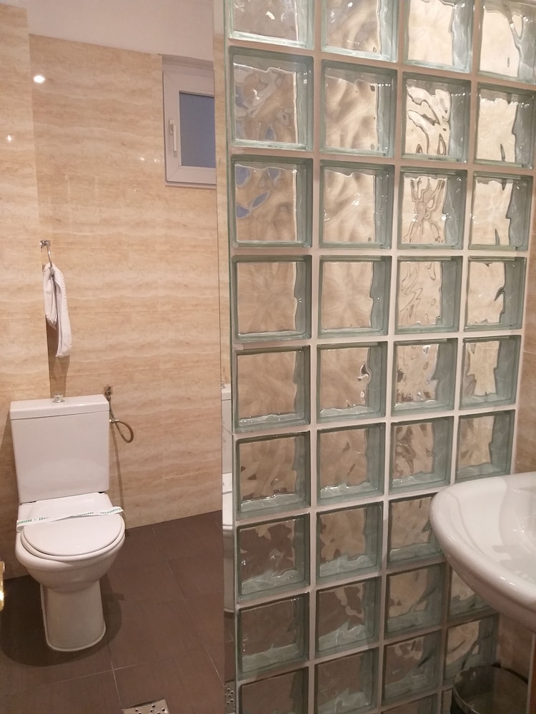 

Lamezia Terme - Bucarest - Hotel Tranzzit