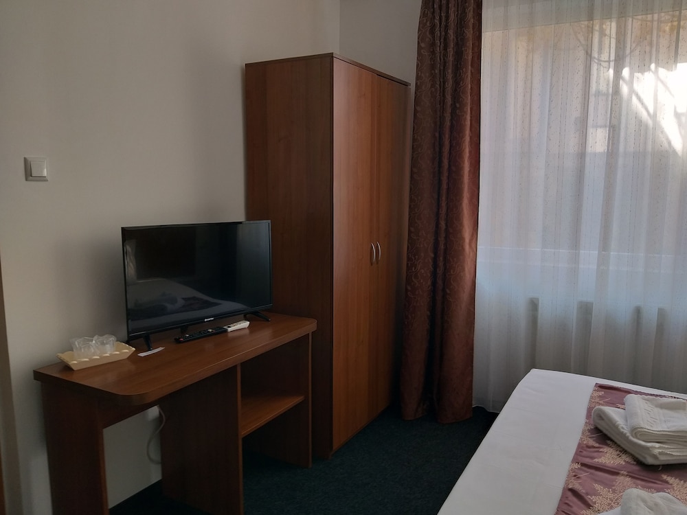 

Catania - Bucarest - Hotel Tranzzit