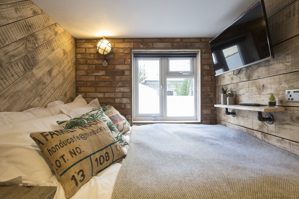 

Brindisi - Brighton - One Broad Street