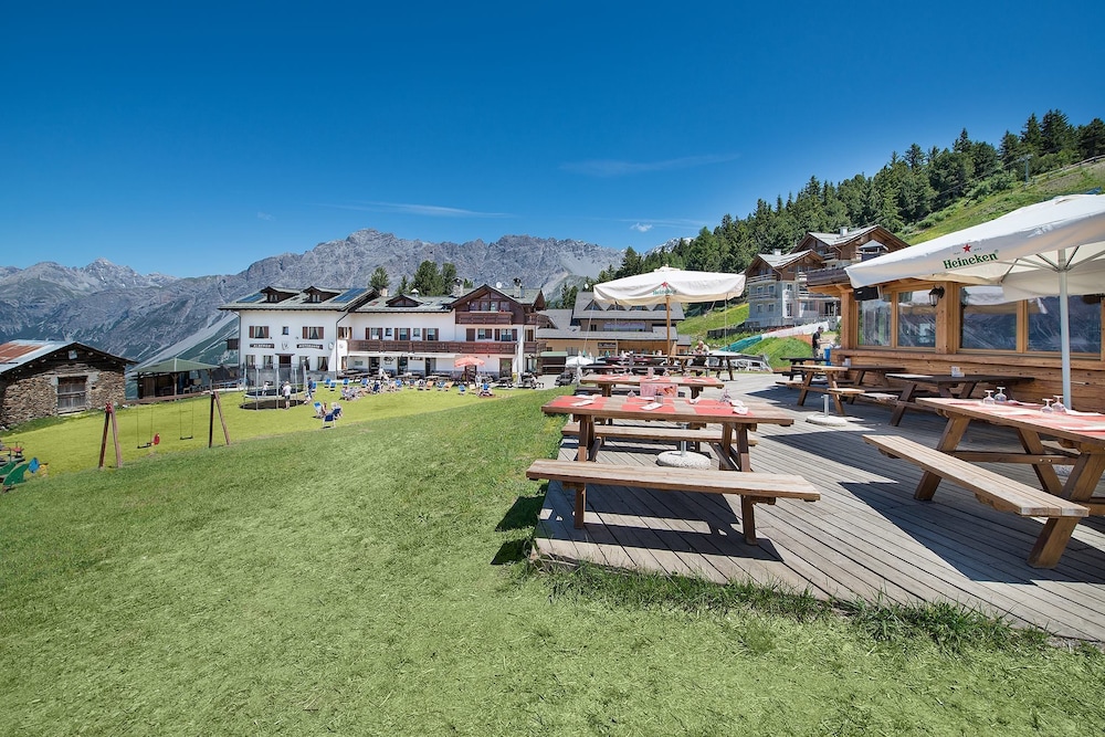 

Napoli - Alta Valtellina, Montagna Italia - Hotel Gallo Cedrone