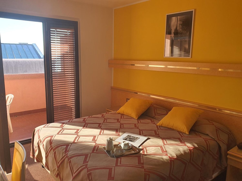 

Palermo - Grado - Hotel Antares